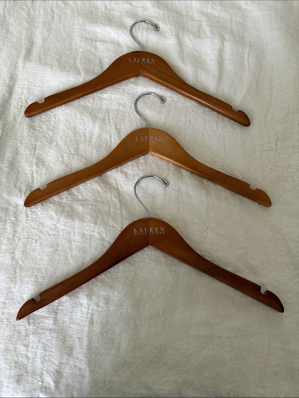 Lauren Ralph Lauren Wooden Hangers in Warm Brown - Set of 3